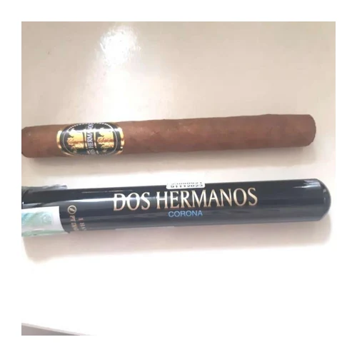 Dos Hermanos Gift Series 07 - Corona 2 Torito 1